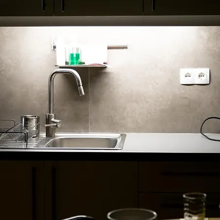 Marina's Bright Getaway - Center House